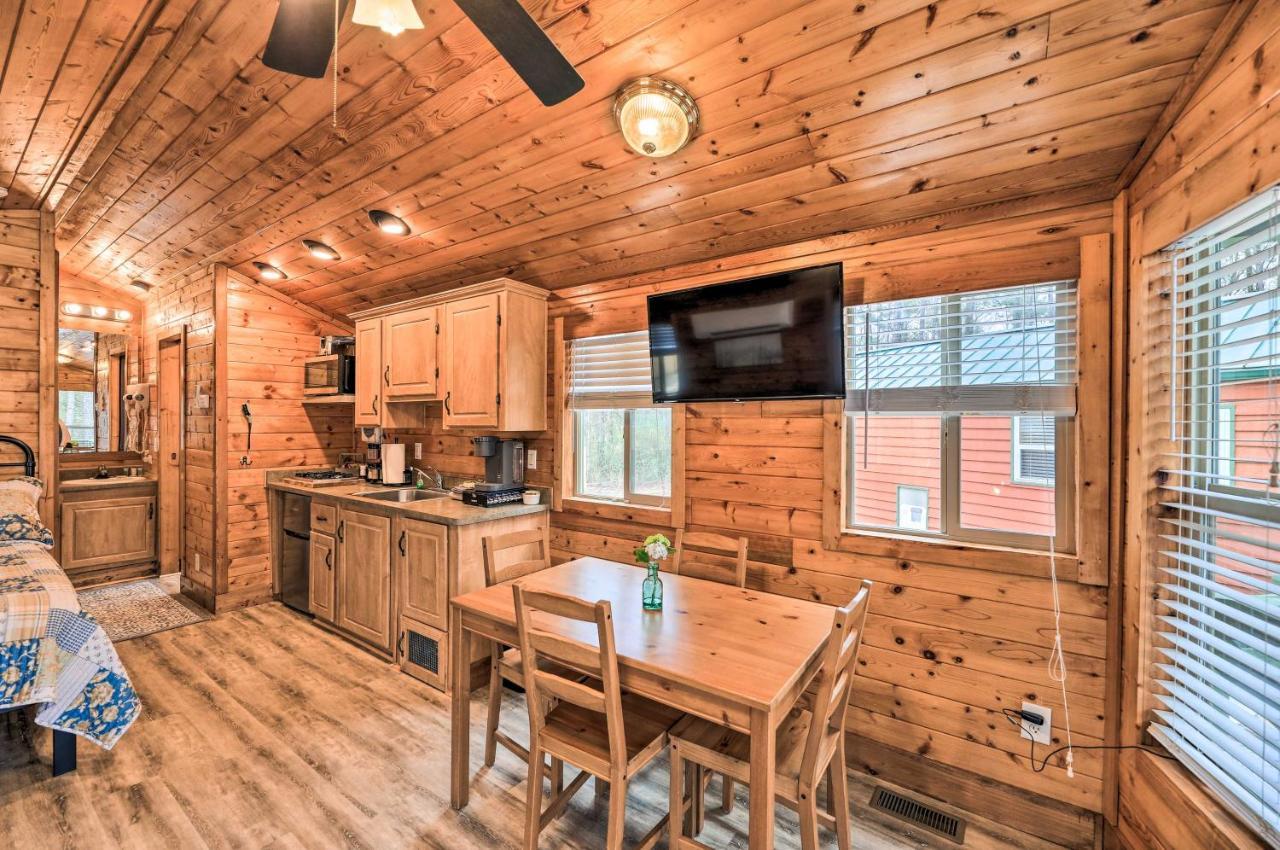 Beautiful New Bern Studio Cabin With Fire Pit! Eksteriør bilde