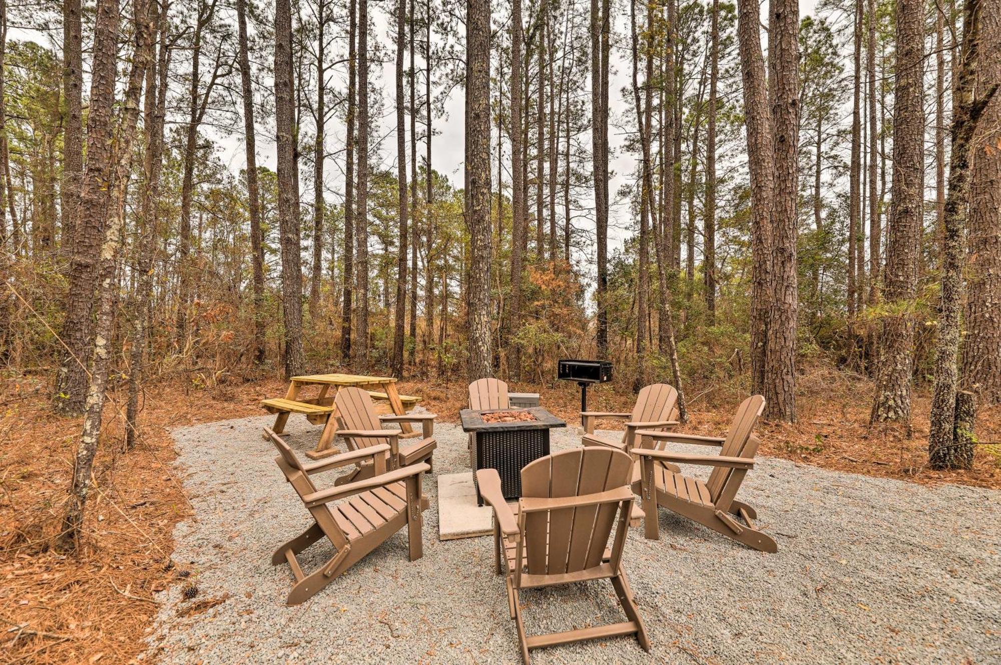 Beautiful New Bern Studio Cabin With Fire Pit! Eksteriør bilde