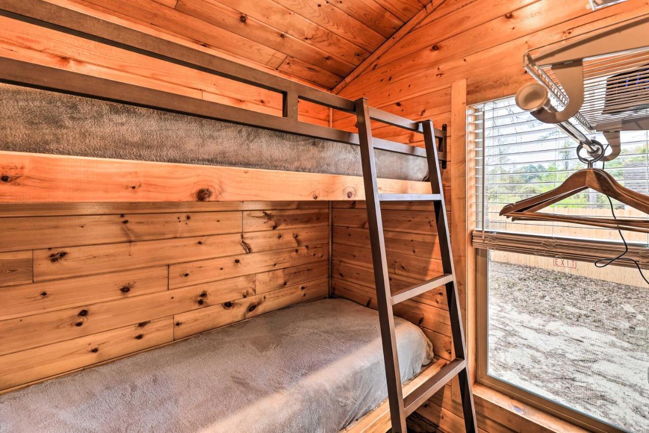 Beautiful New Bern Studio Cabin With Fire Pit! Eksteriør bilde