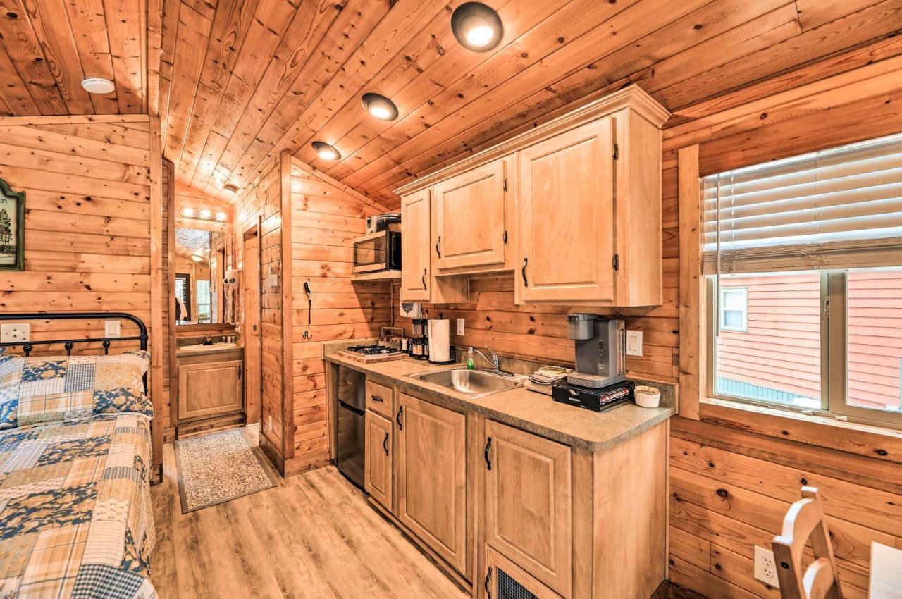 Beautiful New Bern Studio Cabin With Fire Pit! Eksteriør bilde